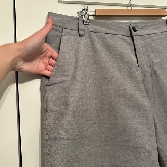 Lululemon Men’s Grey ABC Shorts (W 36”) - Picture 3 of 5